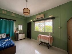 Charlton Park (D19), Semi-Detached #631444561